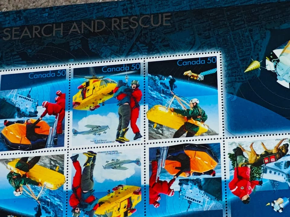 Stamp Souvenir Sheet - 2003 Canada Post Search and Rescue - photo 3
