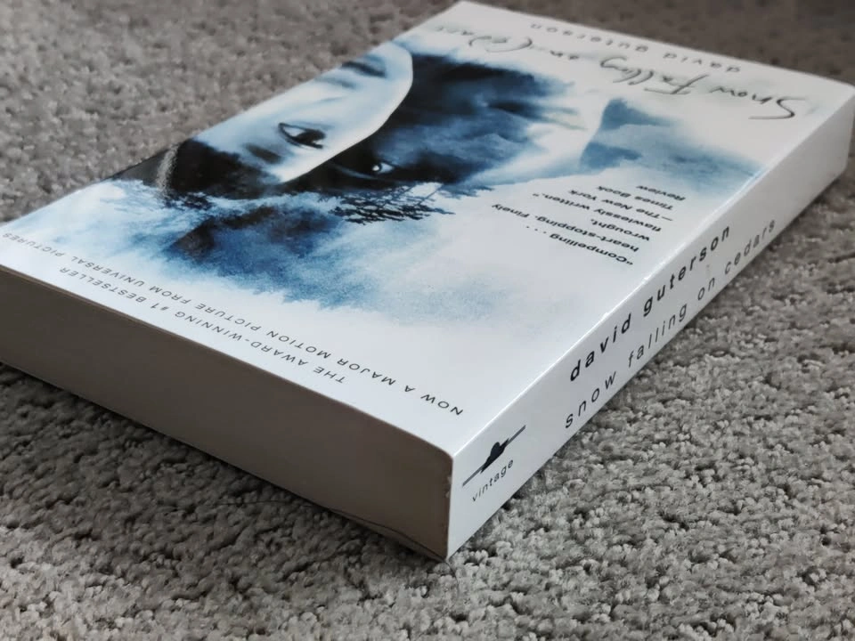 Snow Falling on Cedars - David Guterson Legal Fiction Novel - photo 3