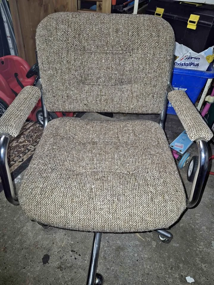 Vintage Chrome and Tweed Office Chair