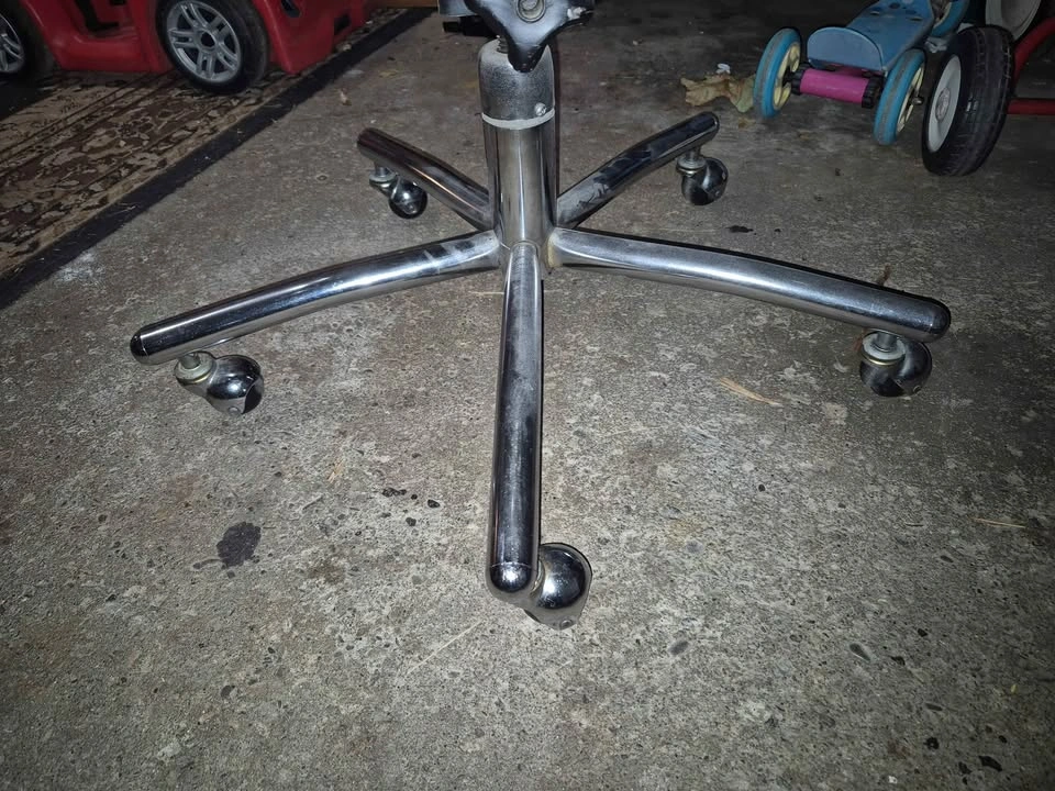 Vintage Chrome and Tweed Office Chair - photo 2