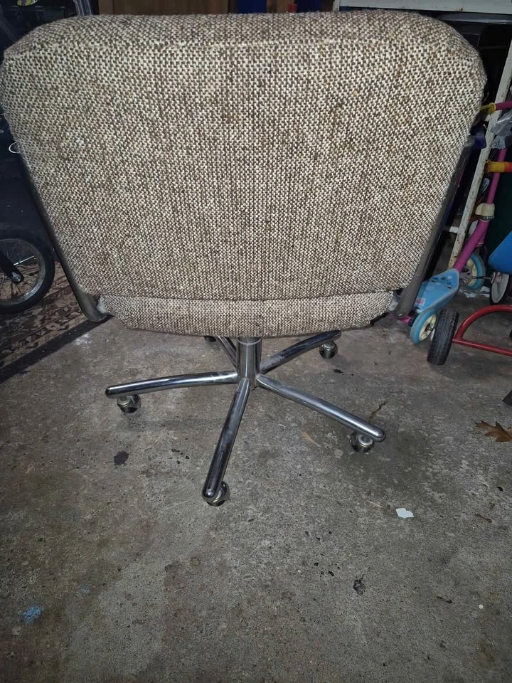 Vintage Chrome and Tweed Office Chair - photo 5
