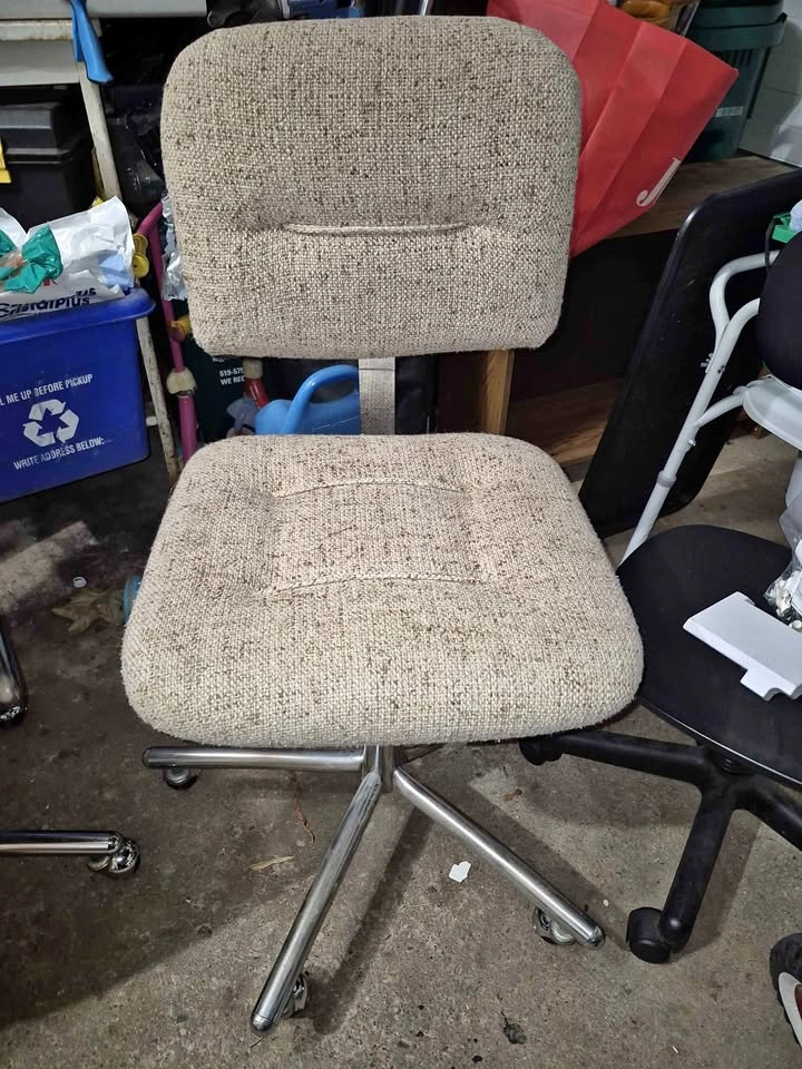 Vintage Faultless Doerner Chrome and Tweed Office Chair