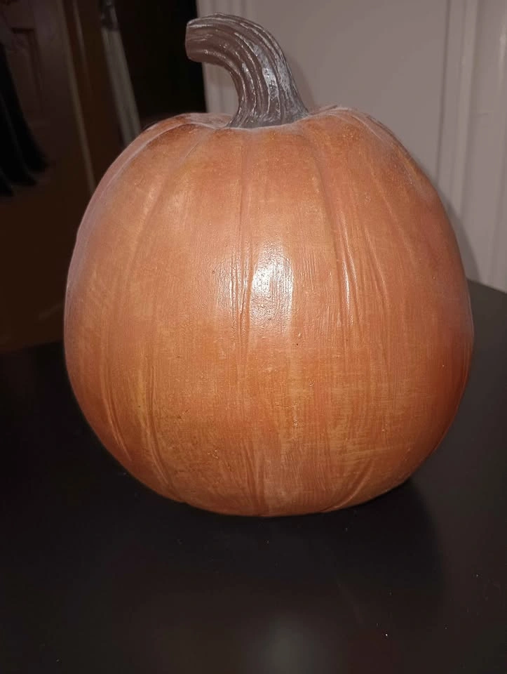 Witches INN Pumpkin - photo 2
