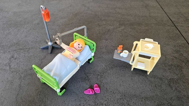 Playmobil 4405 Hospital Room