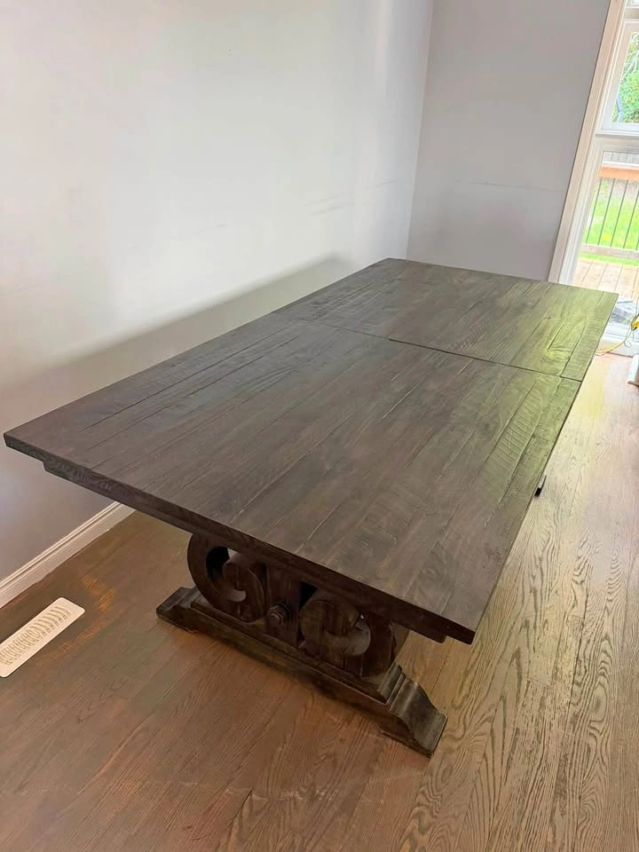 Solid wood Extendable Dining Table with 6 Chairs