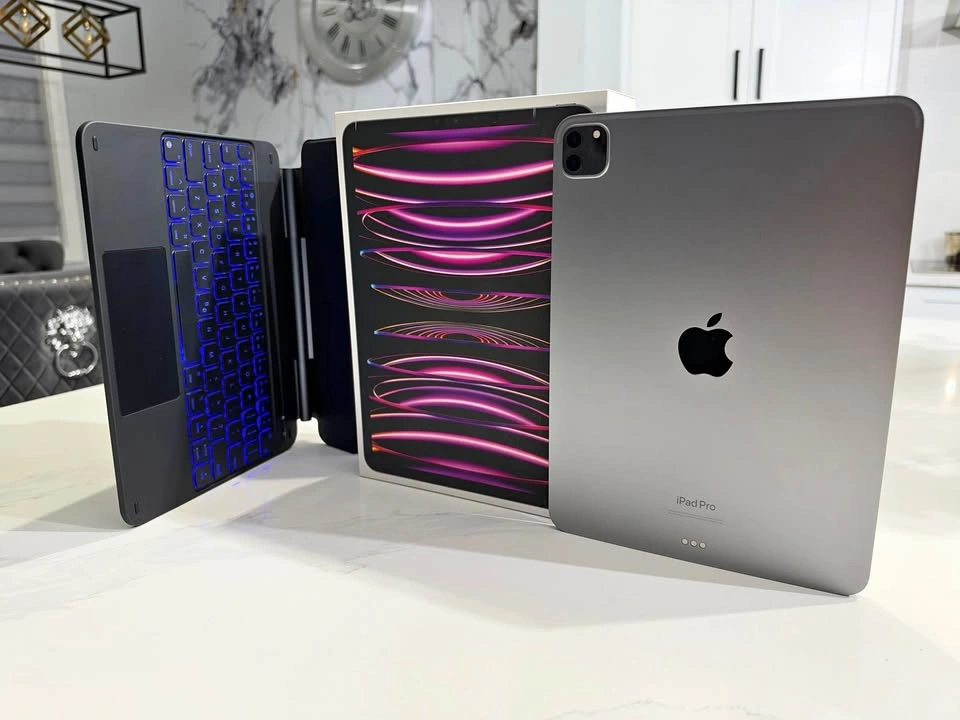 M2 iPad Pro 11”