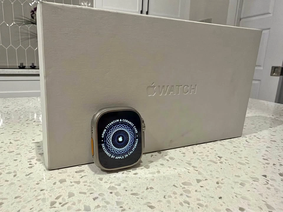 Apple Watch Ultra 49mm (1st Gen)