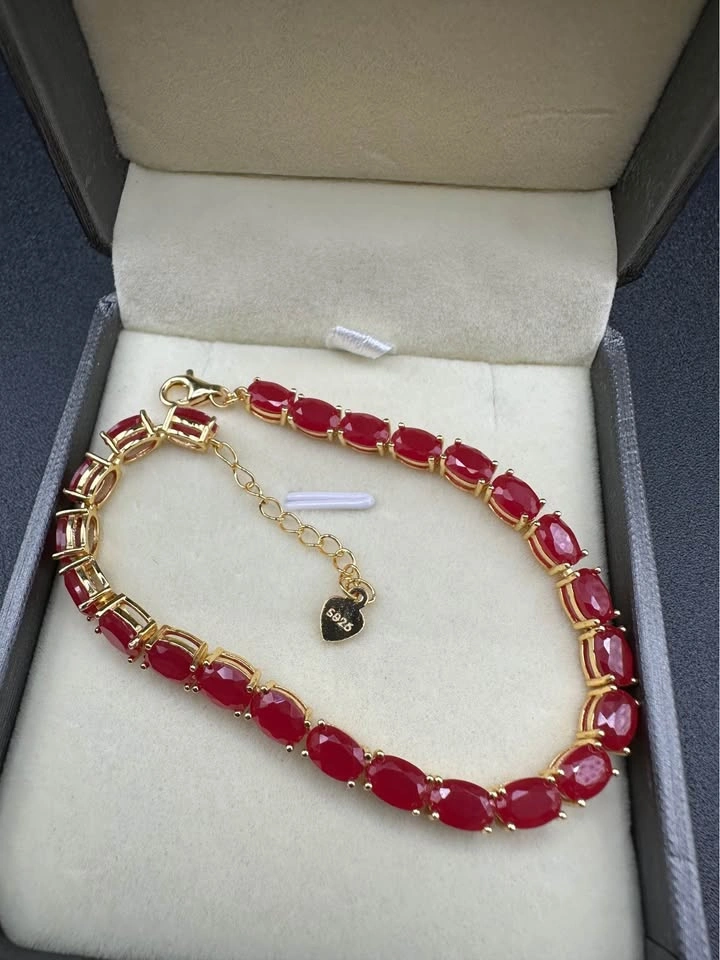 Royal Red – Natural Myanmar Tennis 12 Carats Ruby Bracelet - photo 2