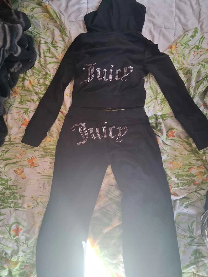 Juicy Couture Velour Tracksuit size small - photo 2