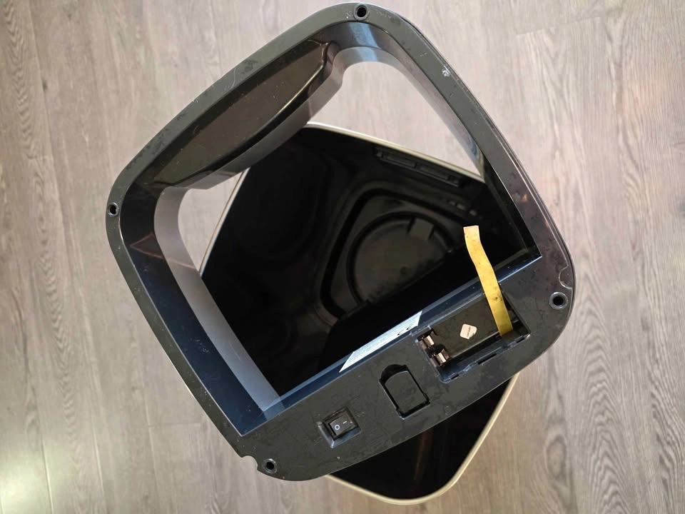 HDX 40L Motion Sensor Stainless Steel Trash Can - photo 4
