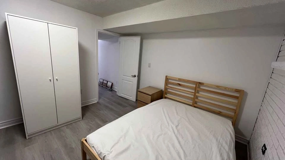 Private room for rent - photo 3