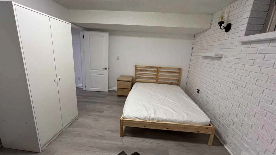 Private room for rent - photo 4