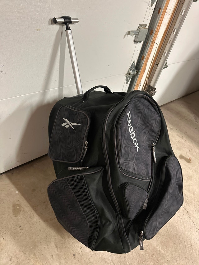 Reebok 10K Senior Wheeled Hockey Backpack - photo 2
