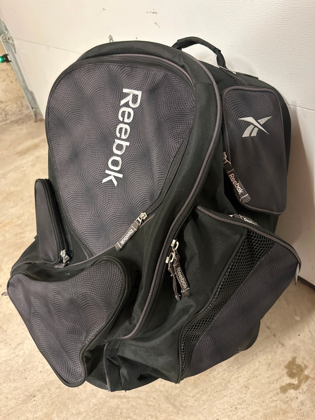Reebok 10K Senior Wheeled Hockey Backpack - photo 3