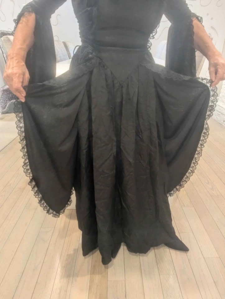 Eternal NYC original vintage medieval Renaissance dress small - photo 4