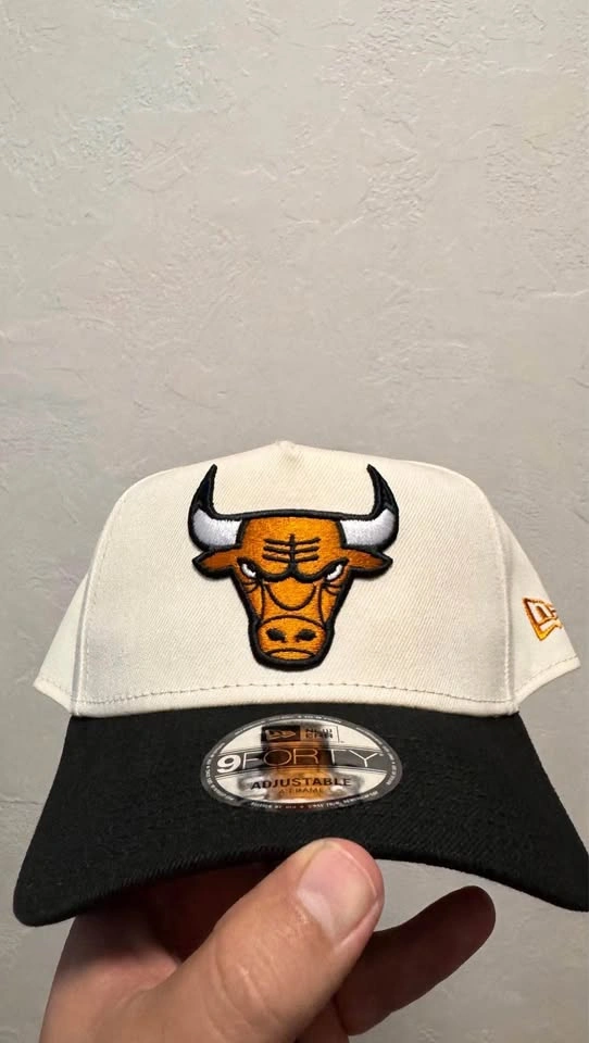 Chicago Bulls 9FORTY A-Frame Cream/Black Brown Gold Bull - photo 2