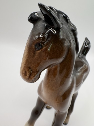 Beswick Royal Doulton Comical Foal 728, Rich Brown Glaze - photo 2