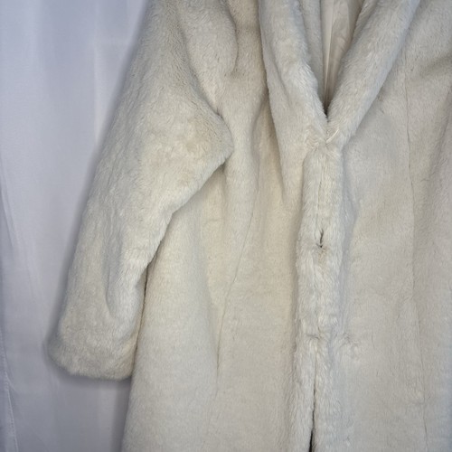 Express Women’s Faux Fur Top Coat Ivory Size Small - photo 4