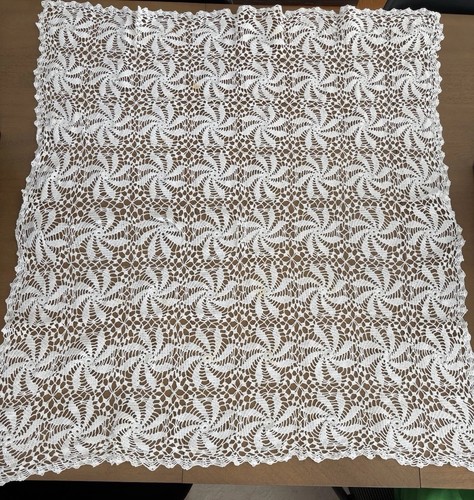 VINTAGE HANDMADE Crocheted Table/Dresser Cover 37.5 x 34”
