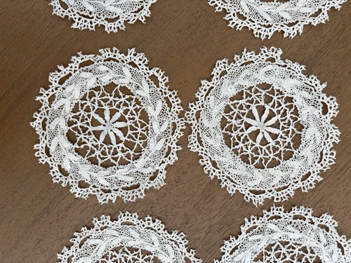 VINTAGE Set of 6 HANDMADE DOILIES Extra Small Size, See Pics - photo 3