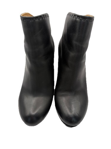 True Religion Beatriz Genuine Leather Black Ankle Bootie 4” Heel - photo 4