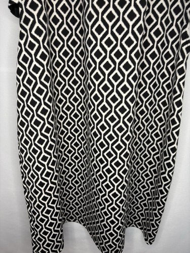 Forever 21+ Women’s Black & White Geometric Dress - Size 1X - photo 5