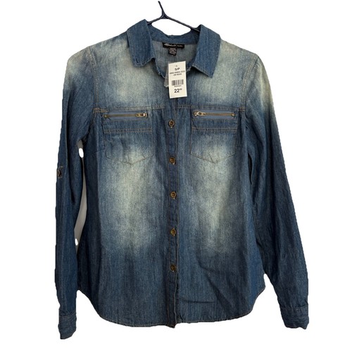 NWT SEDUCTIONS Women’s Denim Button Shirt Petite Small