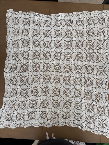 VINTAGE HANDMADE Crocheted Table/Dresser Cover 32”x30”
