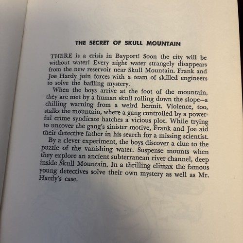 VINTAGE FRANKLIN W. DIXON HARDY BOYS MYSTERY #27 The Secret Of S - photo 4