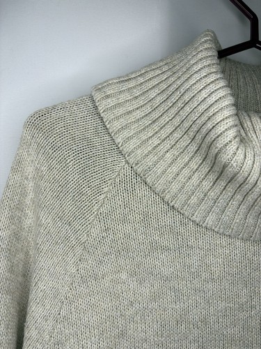 Old Navy Maternity Women’s X-Small Cowl Neck Knit Sweater - photo 3