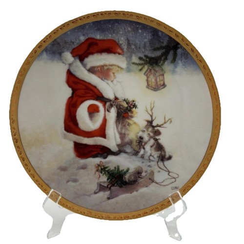 HAMILTON COLLECTION SANTA'S LITTLEST REINDEER CHRISTMAS PLATE