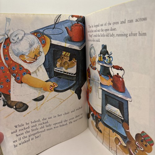 Little Golden Book THE GINGERBREAD MAN 10th Edition 1980 - photo 5