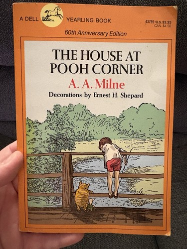 VINTAGE A.A. MILNE The House At Pooh Corner, 1970 Edition