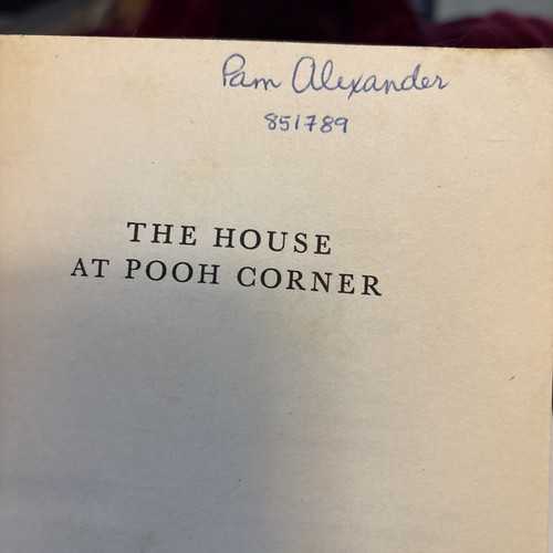VINTAGE A.A. MILNE The House At Pooh Corner, 1970 Edition - photo 4