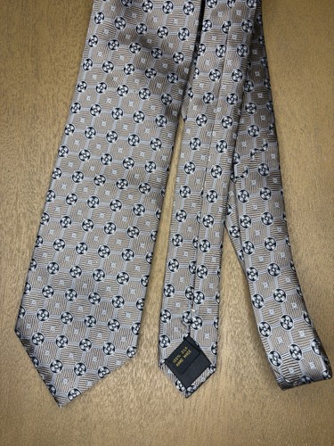 100% Silk Tie Metropolitan Museum Of Art Beige & Navy Geo Patter