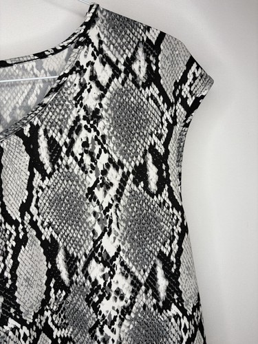 UNBRANDED Women's Plus Size 1X SNAKESKIN Black Gray White Pleate - photo 4