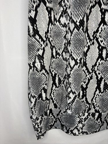 UNBRANDED Women's Plus Size 1X SNAKESKIN Black Gray White Pleate - photo 5