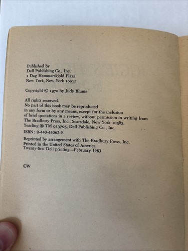 VINTAGE JUDY BLUME YOUNG ADULT BOOK Superfudge, 1983 Print - photo 4