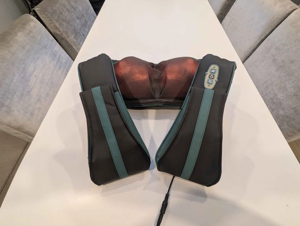 True Medics Insta Shiatsu Neck and Shoulder Massager - photo 3
