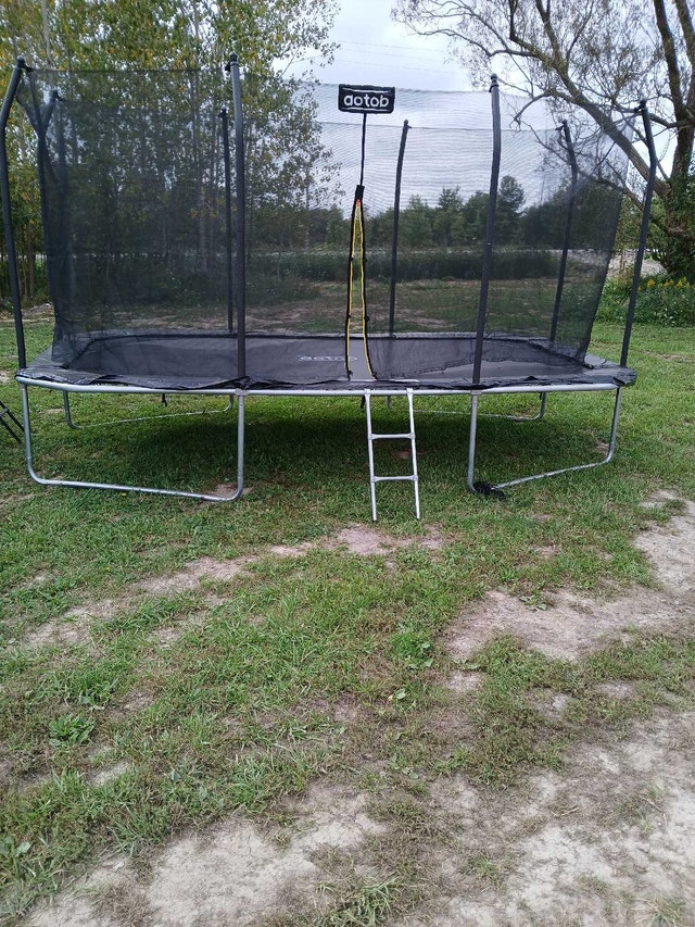 Trampoline