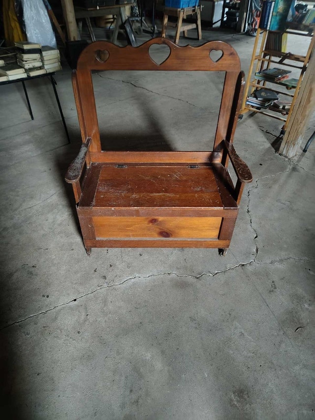 Wooden Bench - photo 3