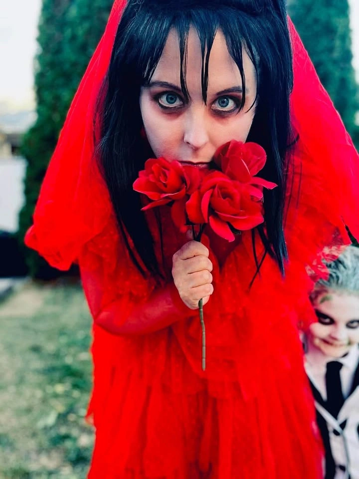 Lydia Beetlejuice Costume + Book & Wig - photo 5