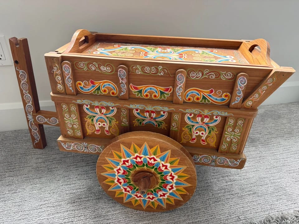 Costa Rican oxcart wheels and serving tray - photo 2