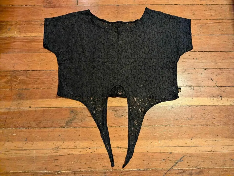Mari & Billi Black Lace Top thumbnail