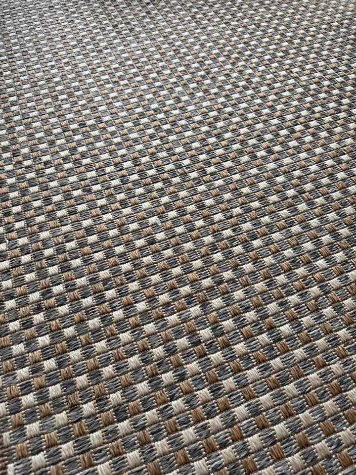 5x8 Area Rug Woven Material - photo 3