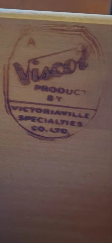 Viscol furniture by Victoriaville Specialties Co. Vintage bedroo - photo 3