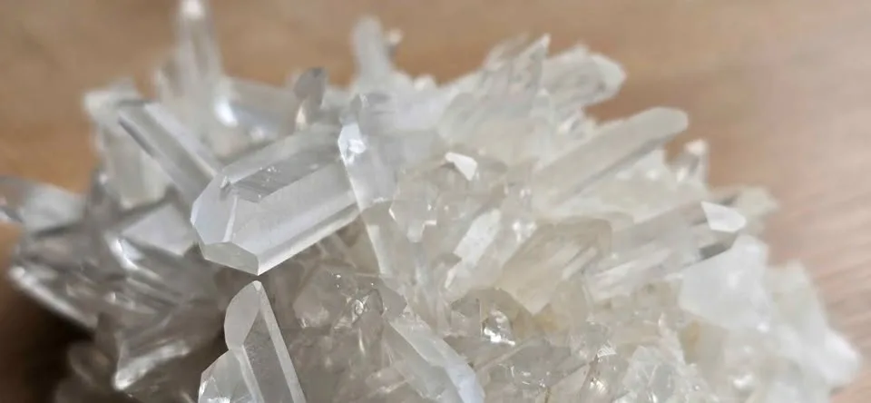 Clear Quartz Crystal Cluster - photo 4