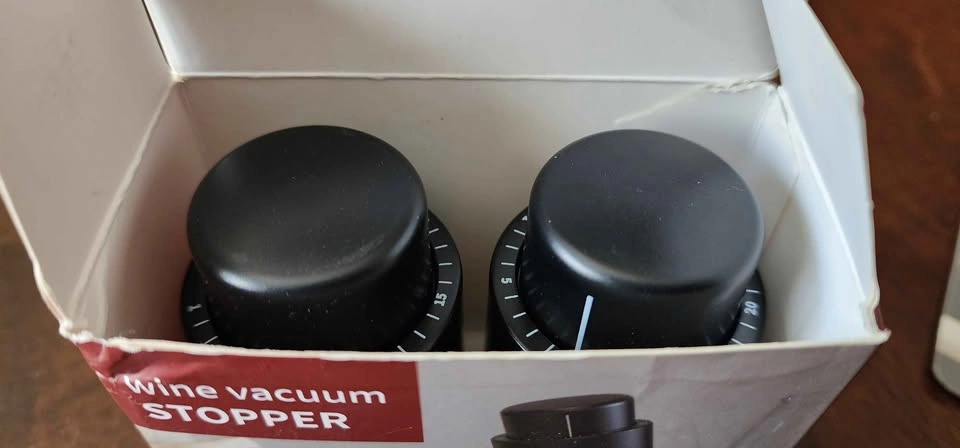 Wine Vacuum Stopper - photo 3