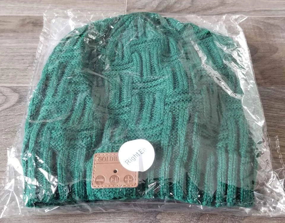 BRAND NEW Green Mitten Hat/ Toque with Speaker & Arm Phone Holde - photo 5