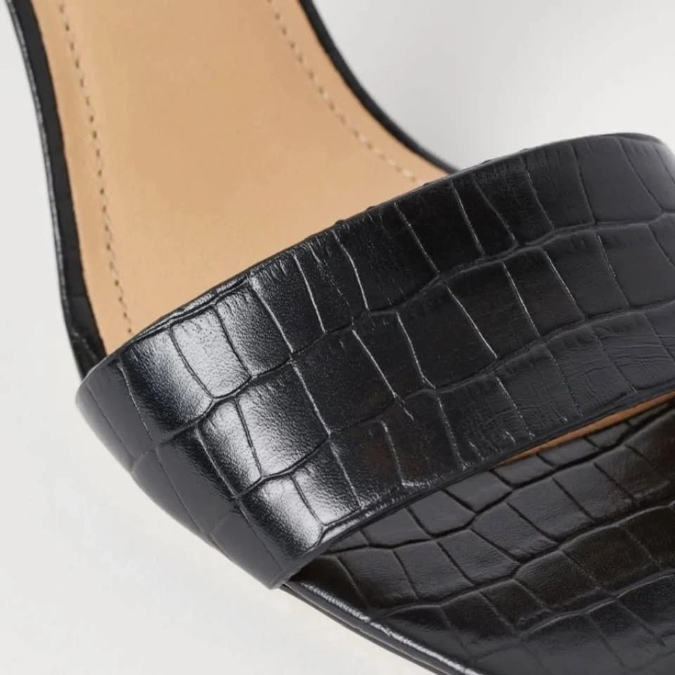 H&M Premium Black Leather Block-Heel Sandals – Size 40 - photo 3
